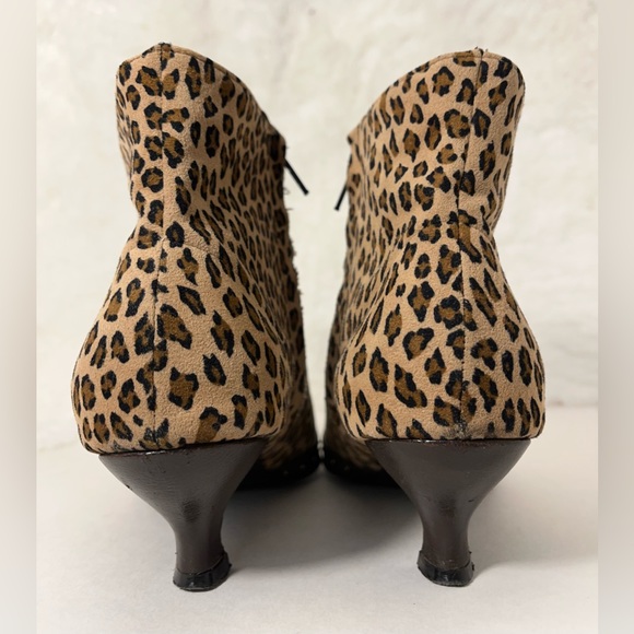 il_fullxfull.4900444763_5hnp.jpg California Magdesians-80s/90s Vintage, USA, Leopard,‎ Kitten Heel, Boot. Size-9N
